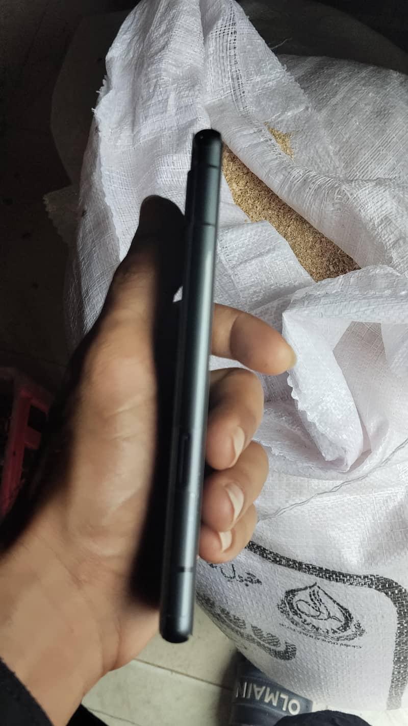Google Pixel 7a 2