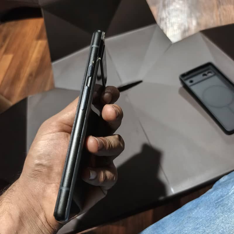 Google Pixel 6a 4