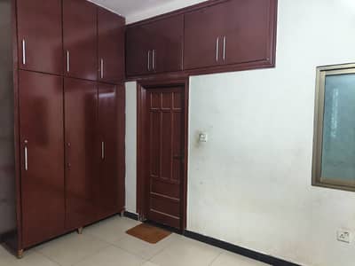 4 marla 1st floor for rent