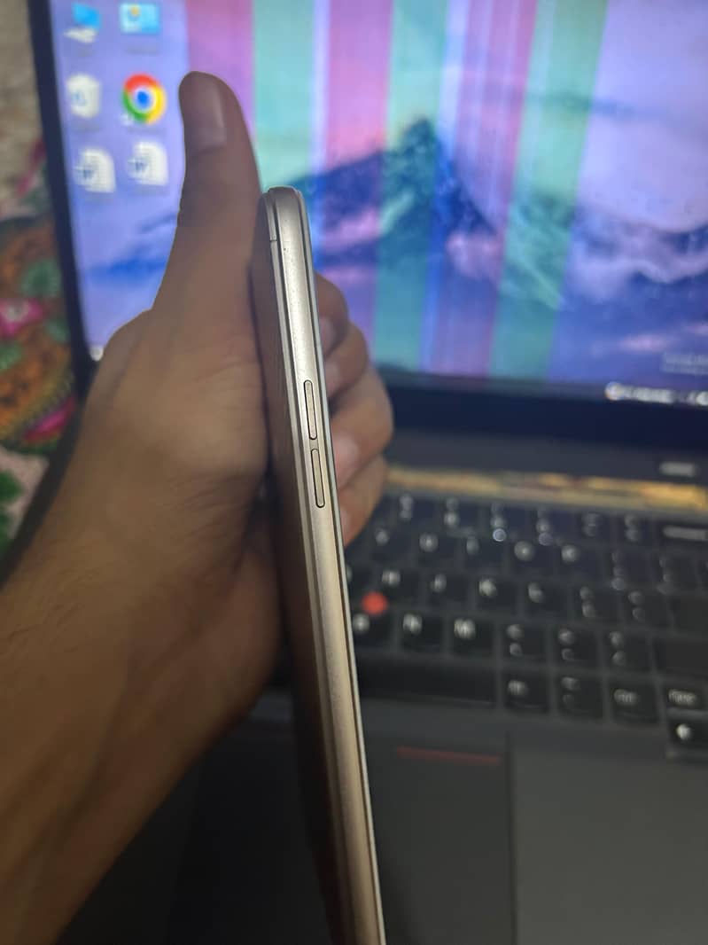 OPPO A57 2