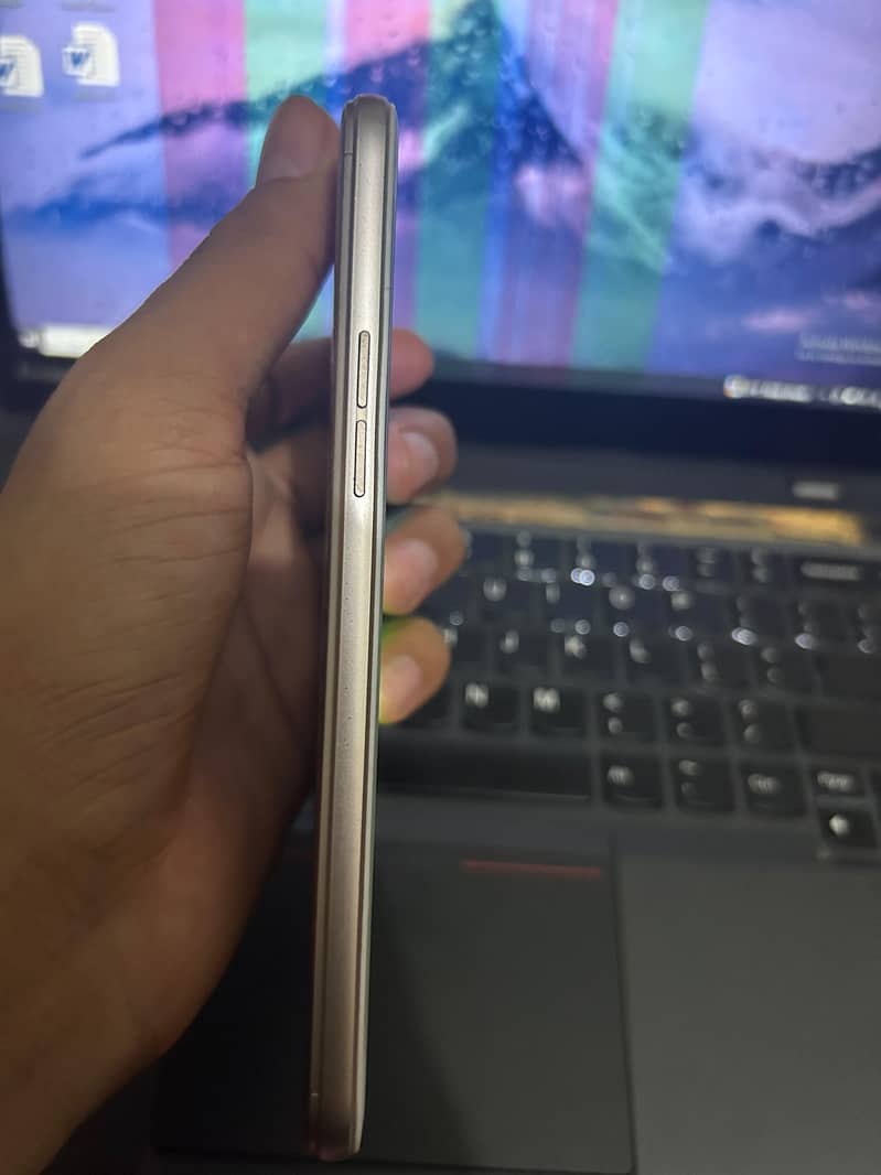 OPPO A57 3