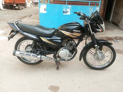 Yamaha YBR z 125
