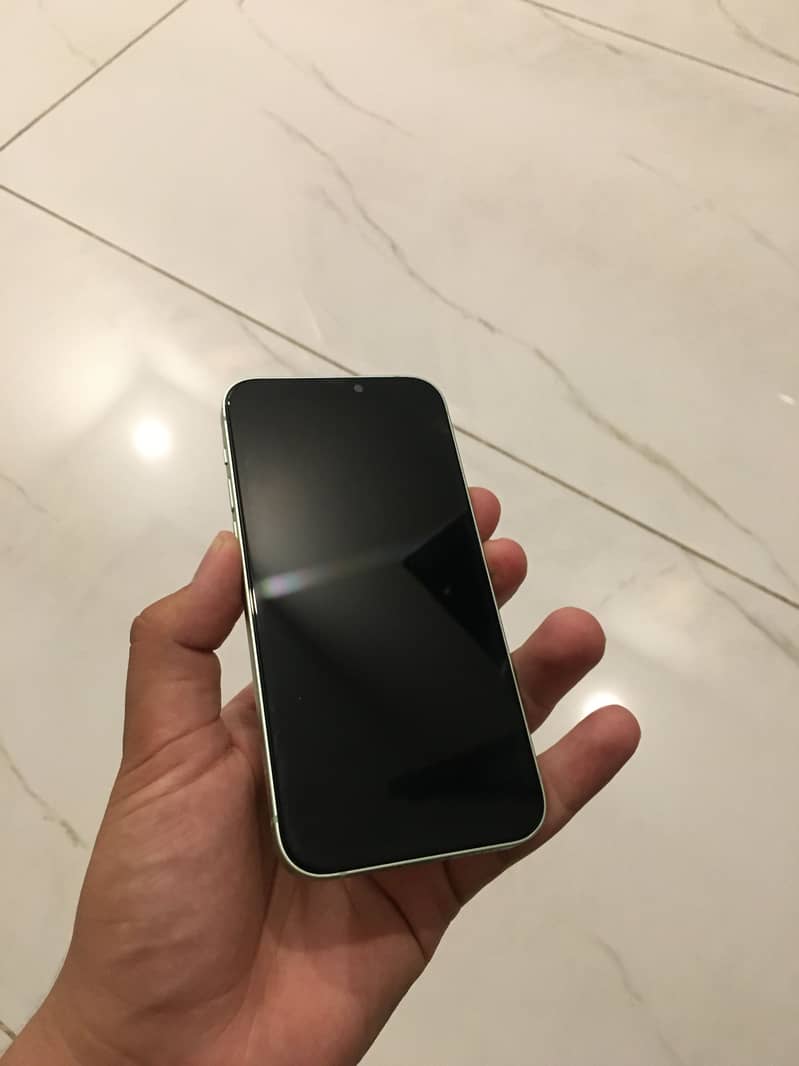 Apple iPhone 12 6