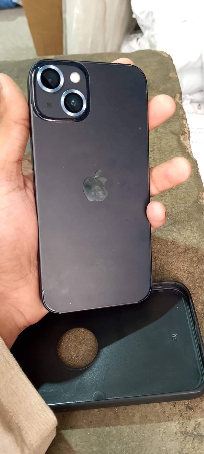 Apple iPhone 13 1