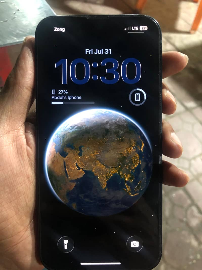 iPhone 13 1