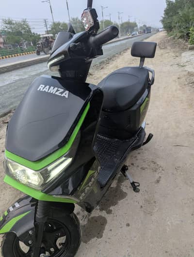 Elictric Scooty