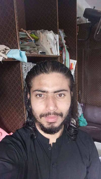 Naveed àyaz