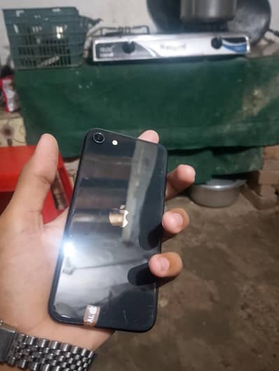 Apple iPhone SE