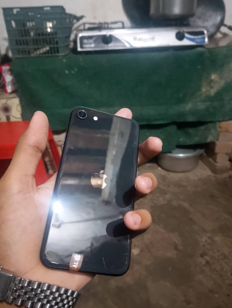 Apple iPhone SE 0