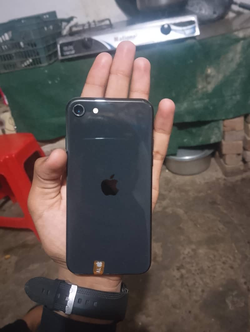 Apple iPhone SE 6