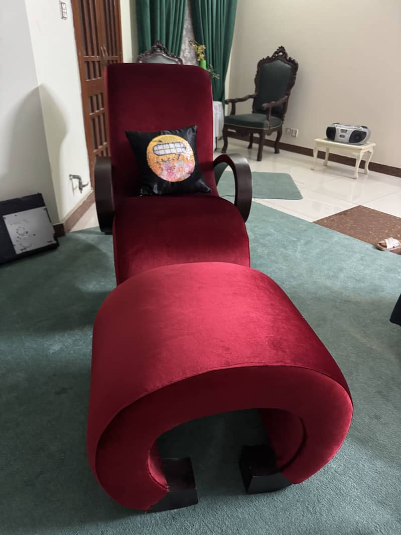 Sofa with ottoman 5