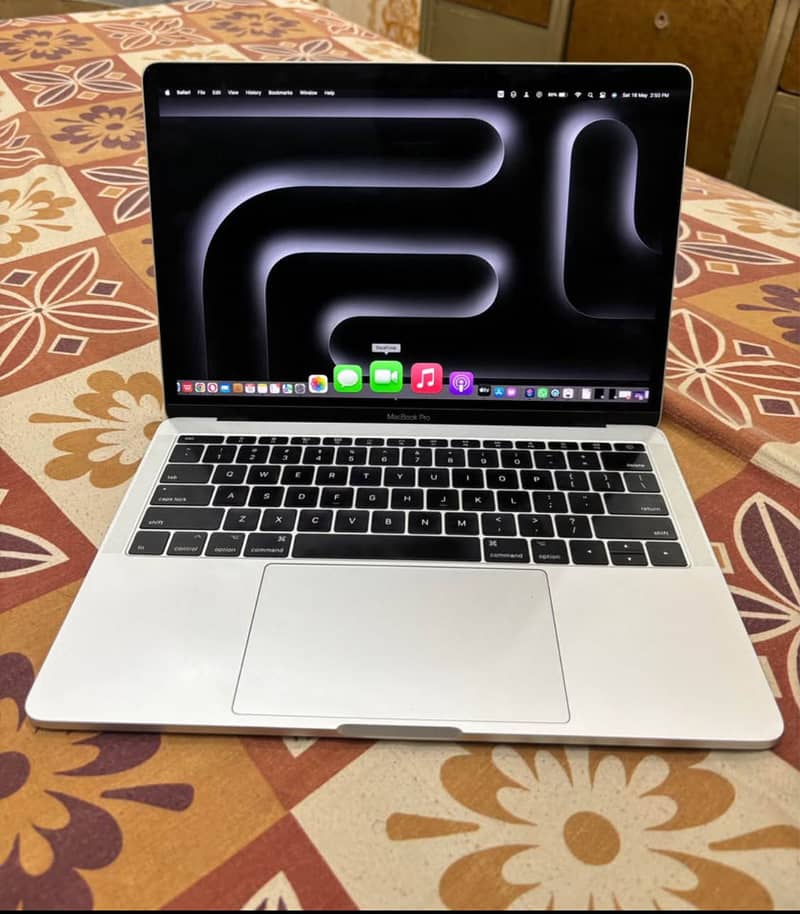 MacBook Pro 2017 pro 4