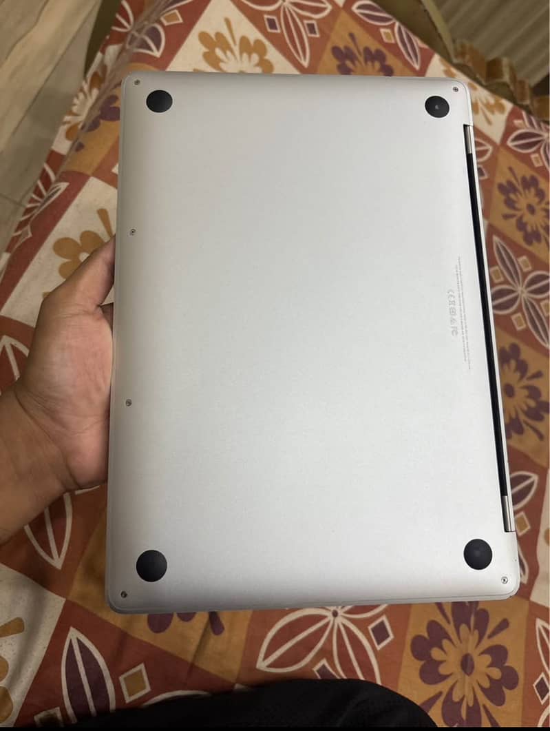 MacBook Pro 2017 pro 7
