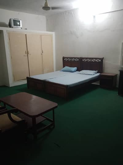 Main Cantt Furnished Bedroom Available For Rent Beautiful Location near Girja Chowk Cantt