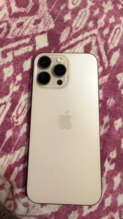 Apple iPhone 16 Pro Max