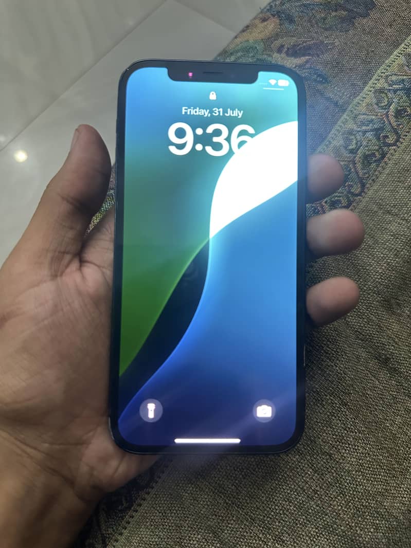 Apple iPhone 12 5