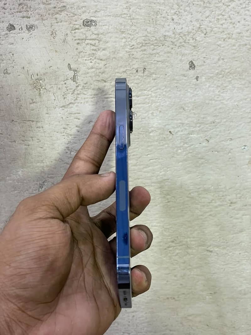 Iphone 13 pro 4