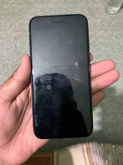 Apple iPhone SE