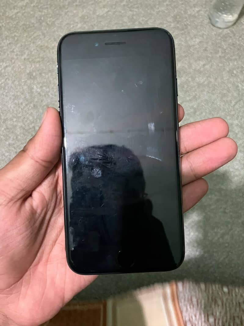 Apple iPhone SE 0