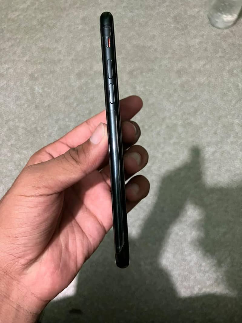 Apple iPhone SE 4