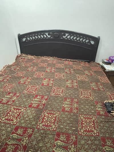my hard n solid heavy 100% ok bed in brown colour