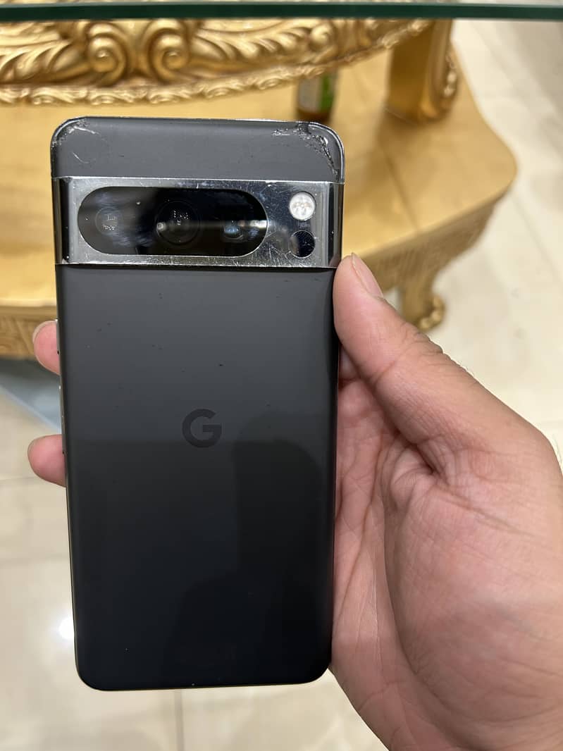 Google Pixel 8 Pro 2