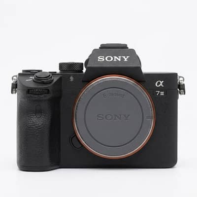 Sony A7iii full frame camrea 10/9 condition