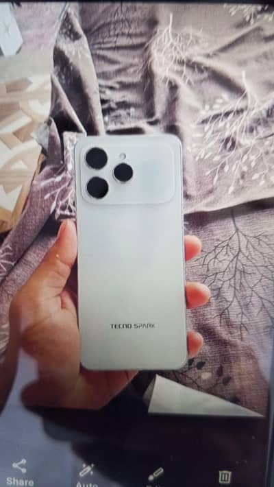 spark 40 only phone