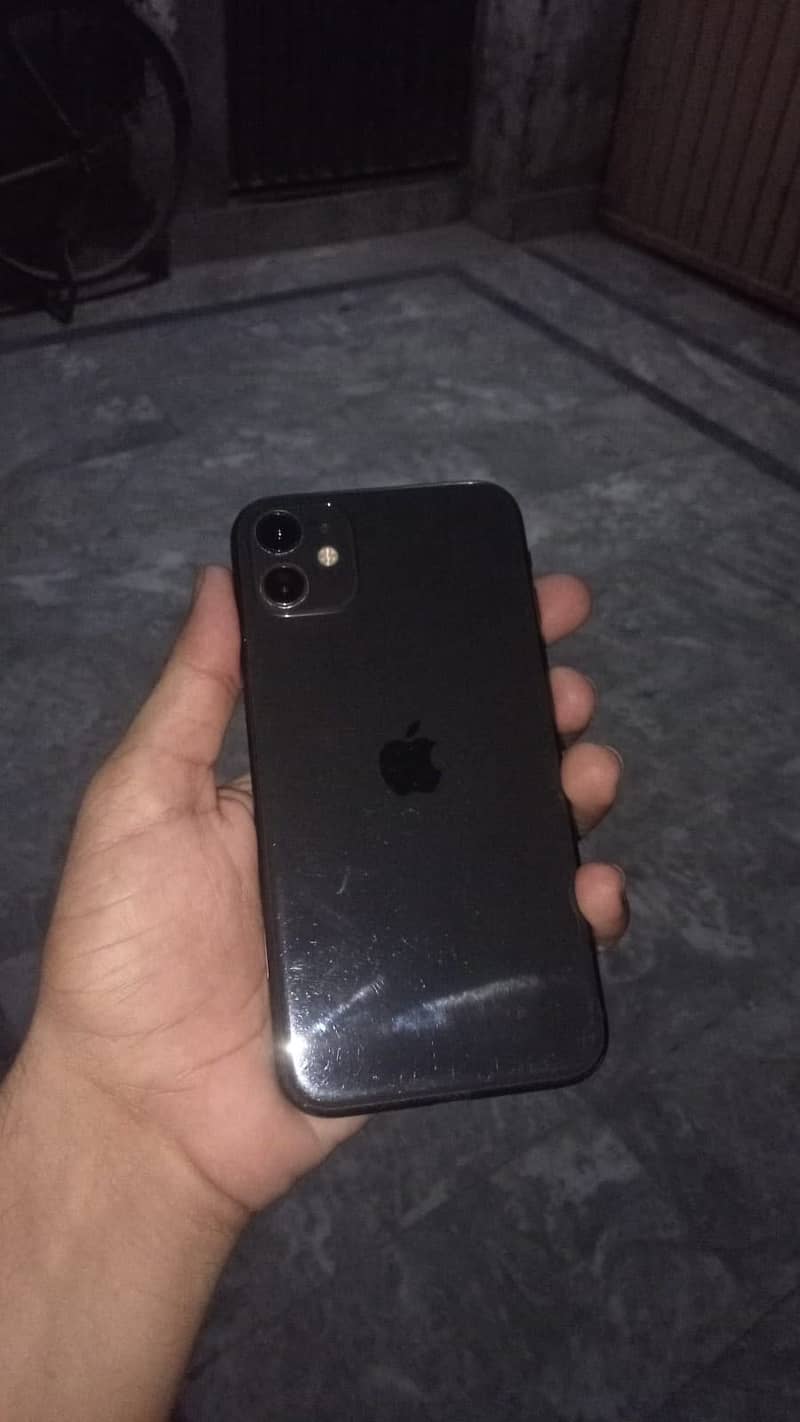 Apple iPhone 11 0