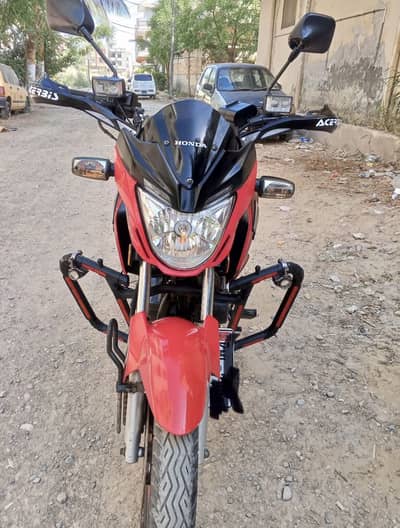Honda CB 150 f