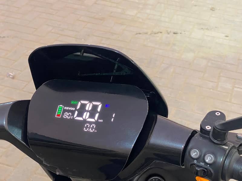 Scooty 3