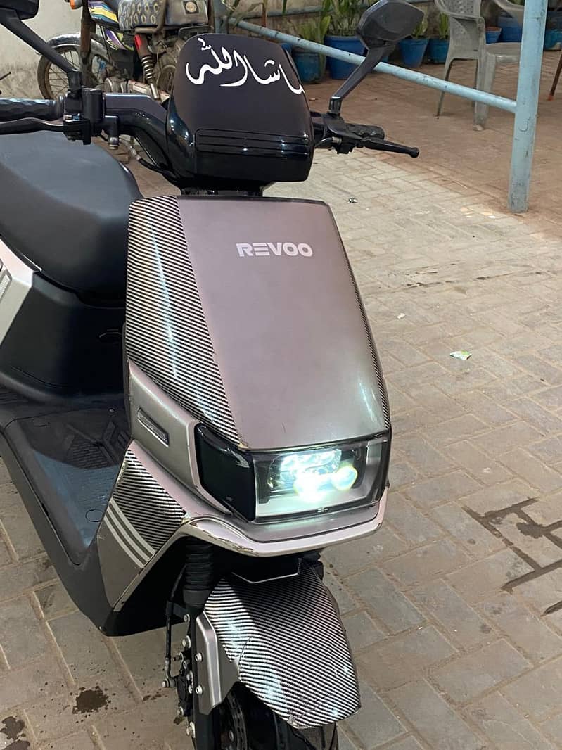 Scooty 4