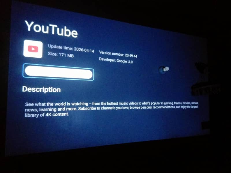 Magcubic Smart Projector 12