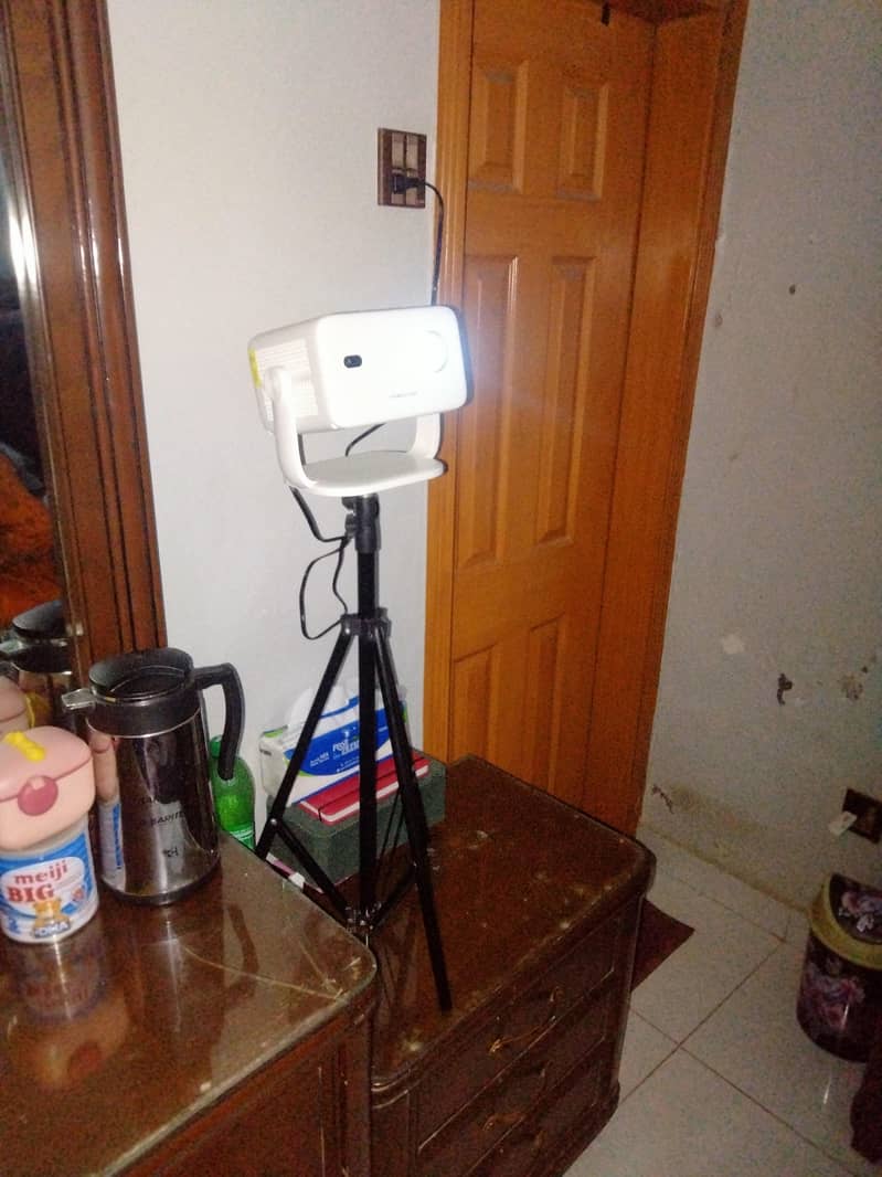 Magcubic Smart Projector 16