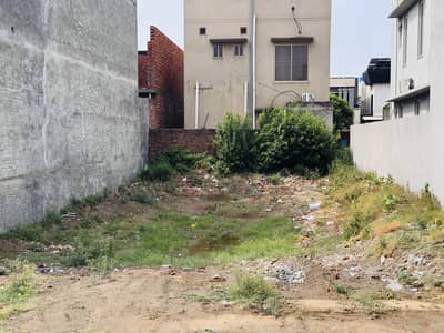 1 Kanal Plot For Sale Imperial Garden 712