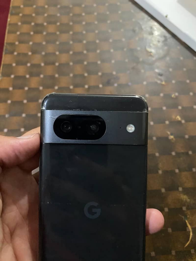 Google Pixel 8 1