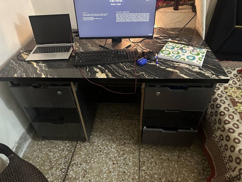 Study / work table 2