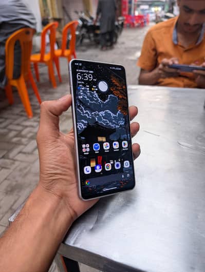 Sharp Aquos R7 exchange possible