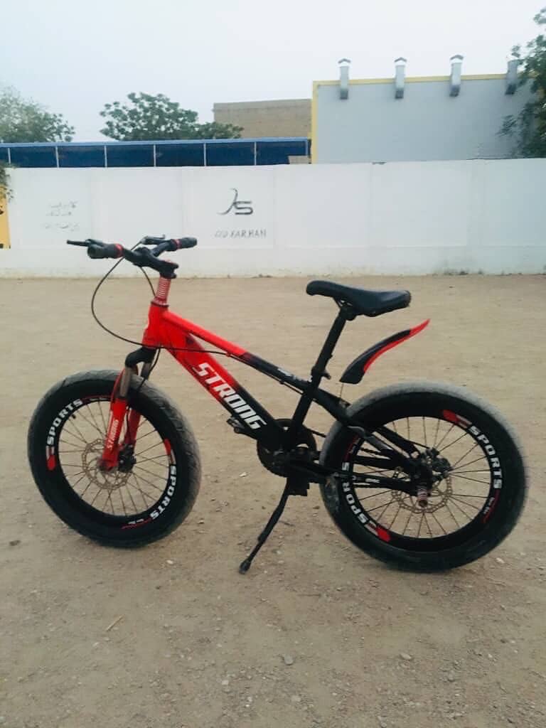 Strong cycle 0