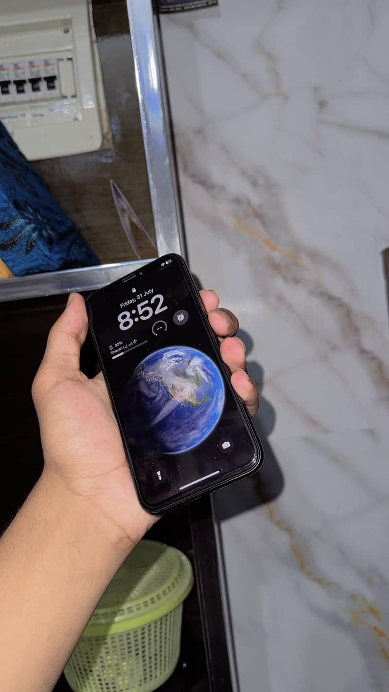 Apple iPhone X 1