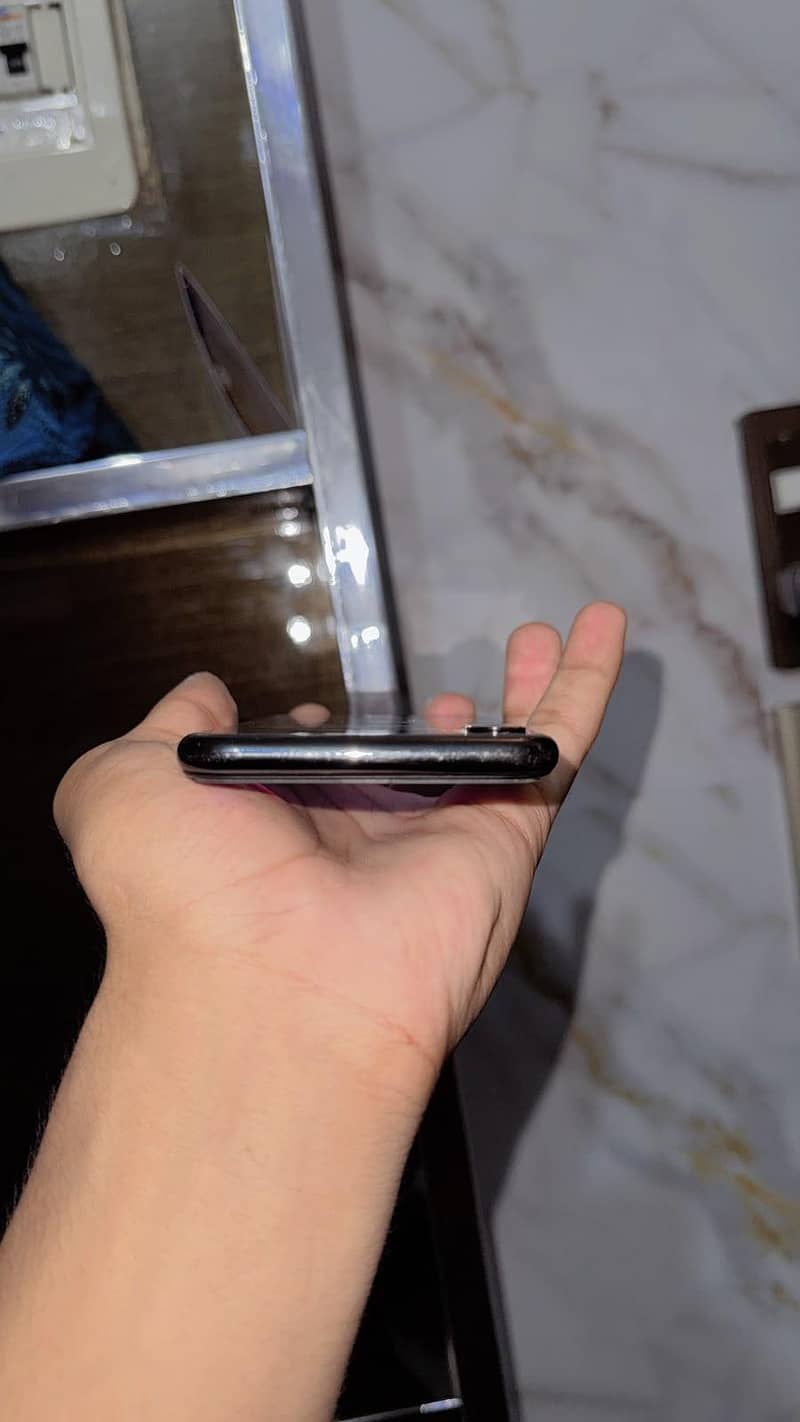 Apple iPhone X 2