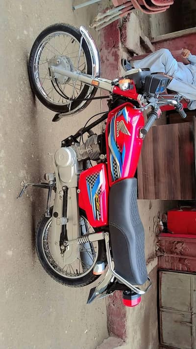 Honda CG 125 A1 condition full new condition