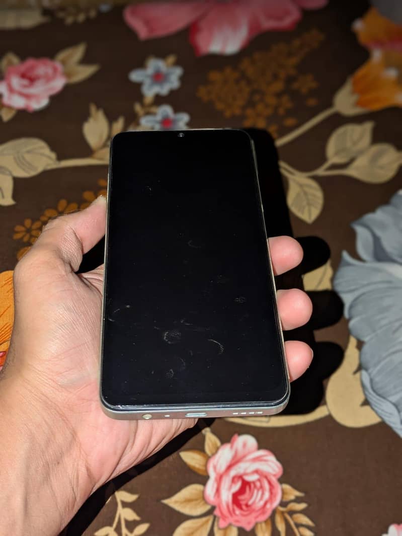 Realme Note 60x 6