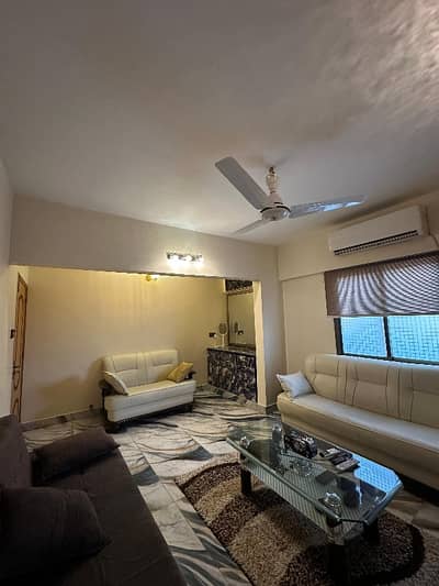 1500 Square Feet Flat For Sale In Gulshan-E-Iqbal Town
