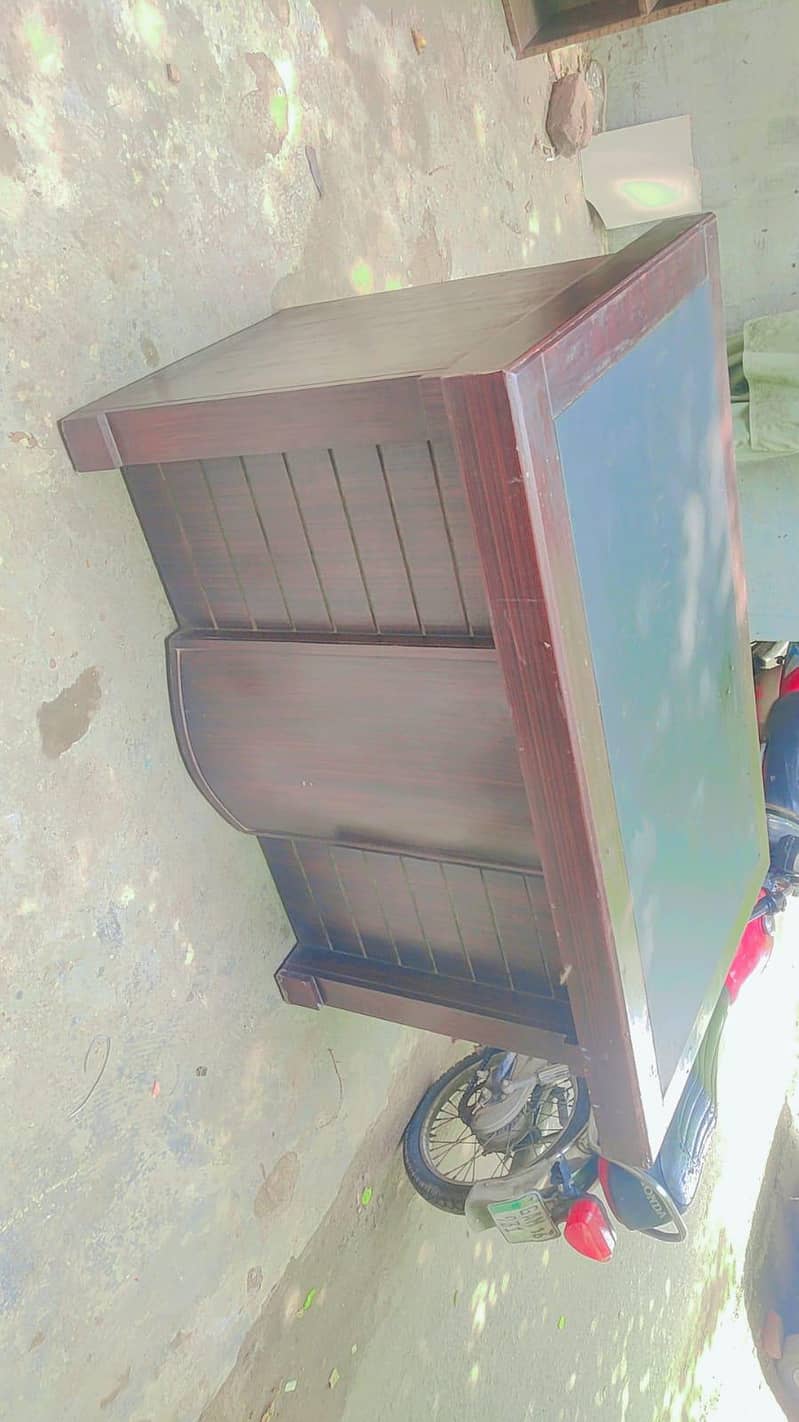 OFFICE Big Table 1