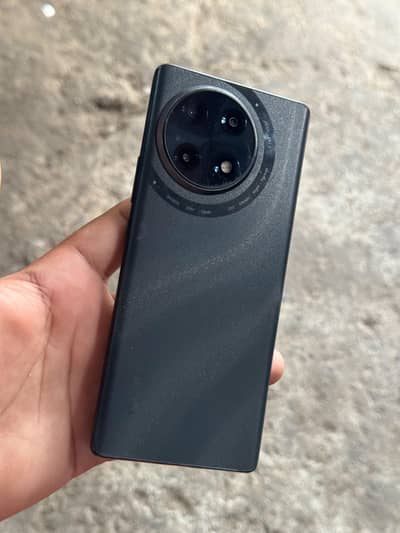 Tecno CAMON 30S