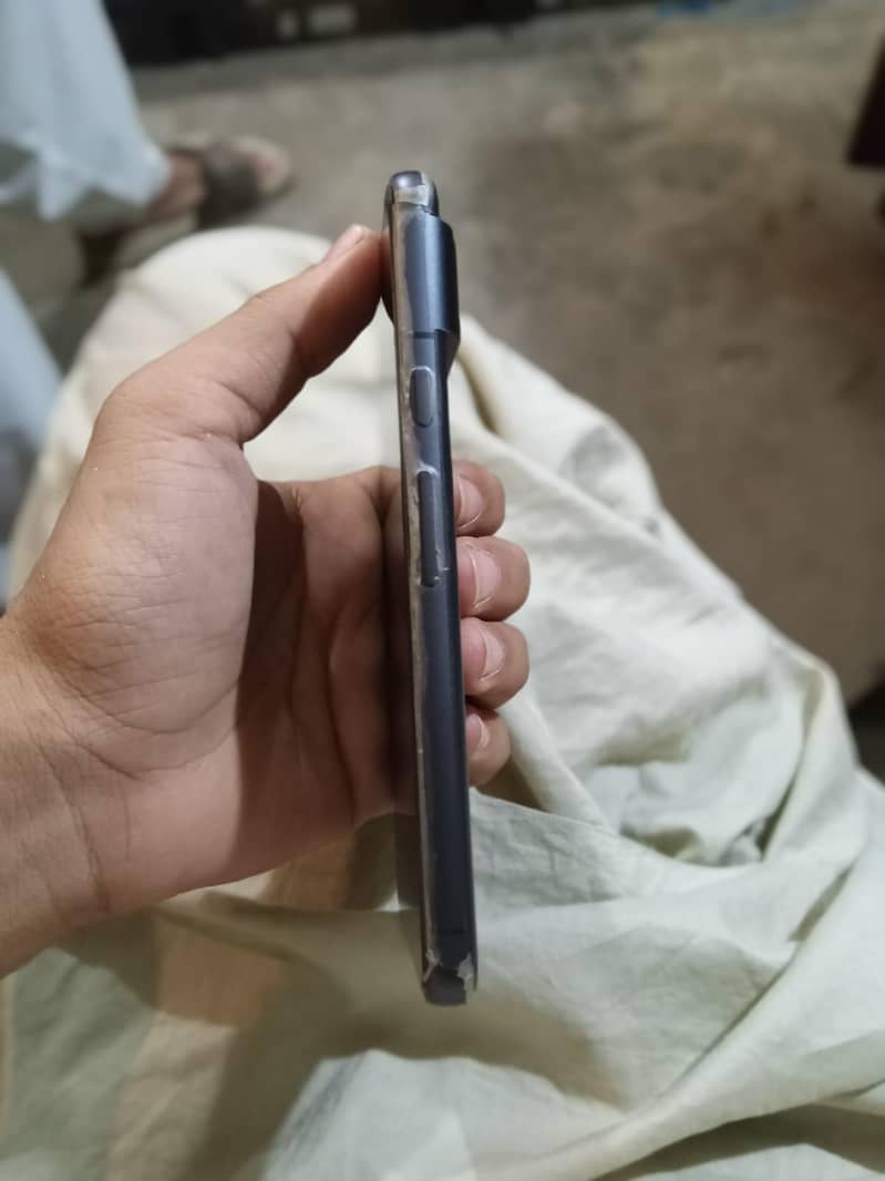 Google Pixel 8 1