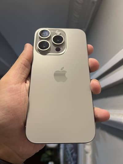 Apple iPhone 15 Pro Natural Titanium 10/10 Condition