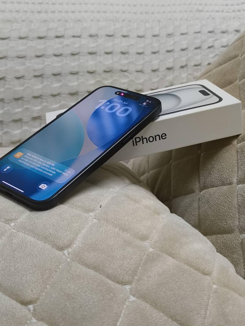 Apple iPhone 15 3