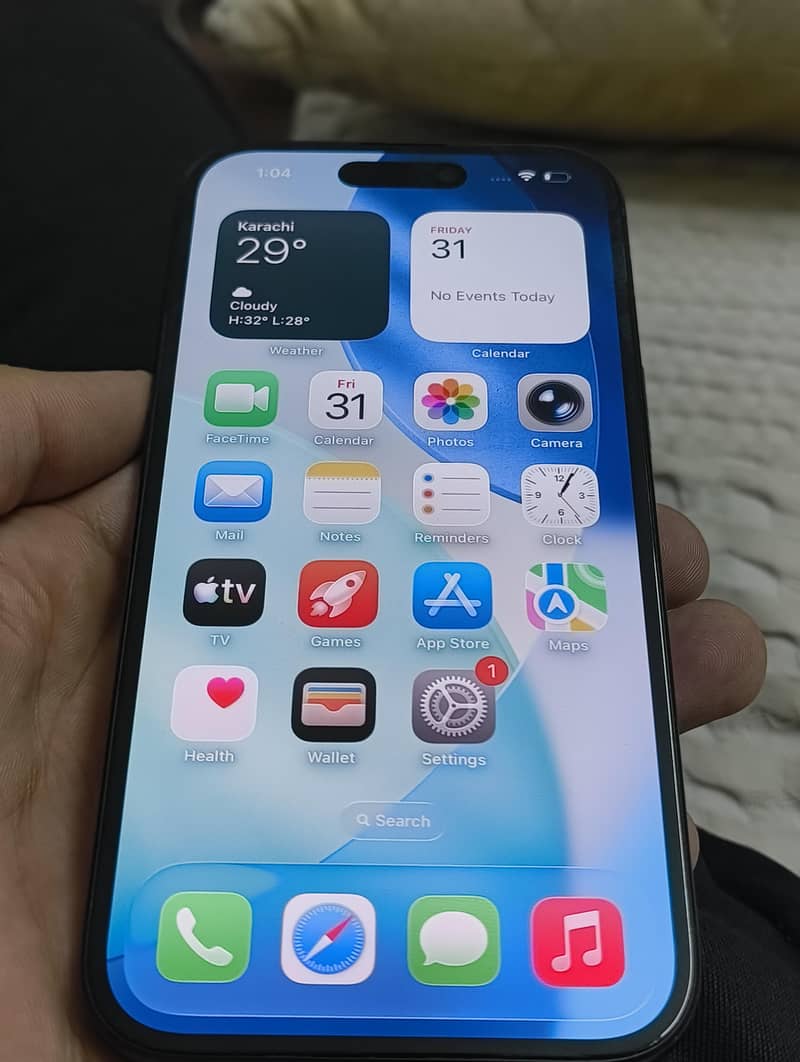 Apple iPhone 15 6
